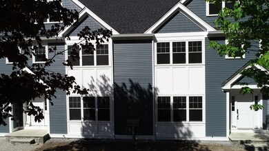 21 Pleasant St unit B, Wellesley, MA 02482 - photo 6