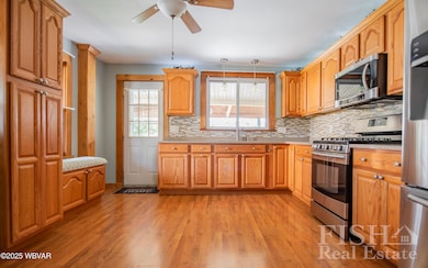 1427 Walnut St, Jersey Shore, PA 17740 - photo 3