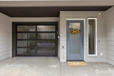 13724 Ash Way unit D-2, Everett, WA 98204 - photo 4