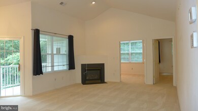 9623 Devedente Dr, Owings Mills, MD 21117 - photo 4