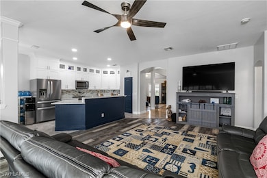 2817 NE 2nd Place, Cape Coral, FL 33909 - photo 2