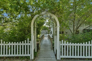 139 Donovans Ln, Westport, MA 02790 - photo 6