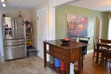 493 Dennett St, Portsmouth, NH 03801 - photo 7