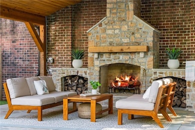 5360 Lake Forrest Dr, Atlanta, GA 30342 - photo 5