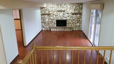 2422 Patricia Ln, Homewood, IL 60430 - photo 3