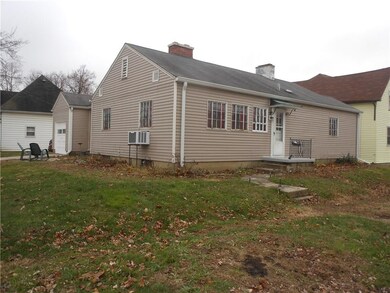 1633 N C St, Elwood, IN 46036 - photo 2