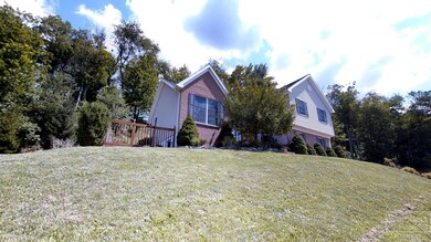 195 Strawberry Ln, Hughesville, PA 17737 - photo 4