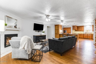 1059 Briarpatch-9
