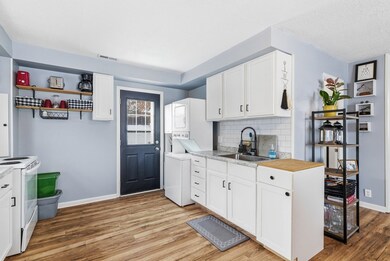 2063 Willowood Dr S, Ontario, OH 44906 - photo 6