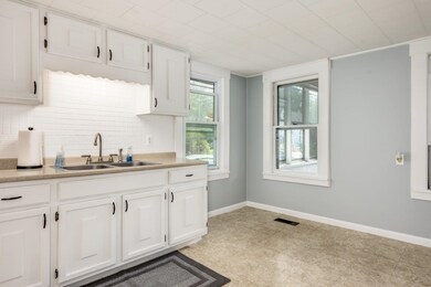 44 Central St, Franklin, NH 03235 - photo 7