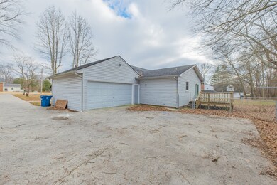 102 Tanglewood Dr, Manchester, TN 37355 - photo 6