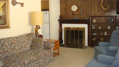 8 Riverview Ct, Greenwich, CT 06831 - photo 2