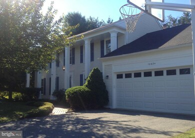 12624 Gravenhurst Ln, North Potomac, MD 20878 - photo 2