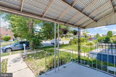 8637 Black Oak Rd, Parkville, MD 21234 - photo 4