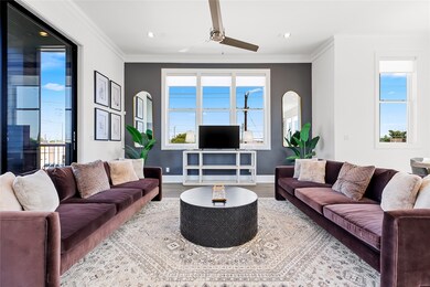 215 Carroll St, Fort Worth, TX 76107 - photo 2