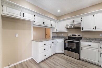 2 Welland Ln, Bella Vista, AR 72715 - photo 6