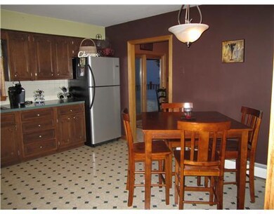 Kitchen. Large eat in kitchen