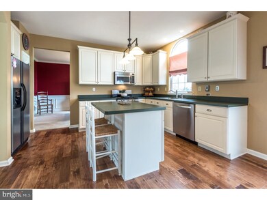 1017 Broadleaf Cir, Royersford, PA 19468 - photo 4