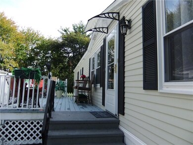 805 Forest Park, Middletown, RI 02842 - photo 2