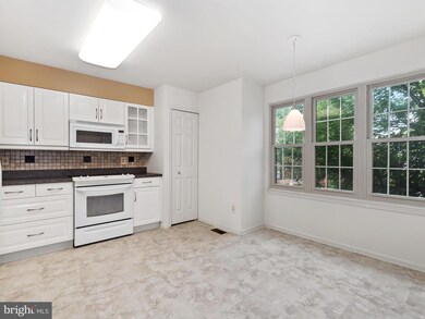 7351 Eden Brook Dr, Columbia, MD 21046 - photo 2