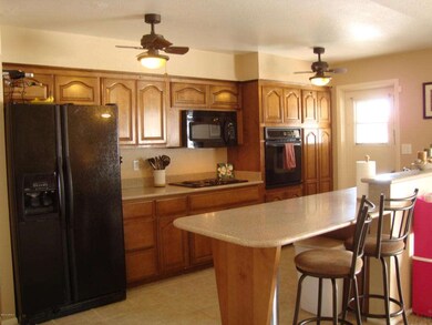 kitchen (1)