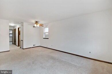 610 Country Ln unit A, Morton, PA 19070 - photo 3