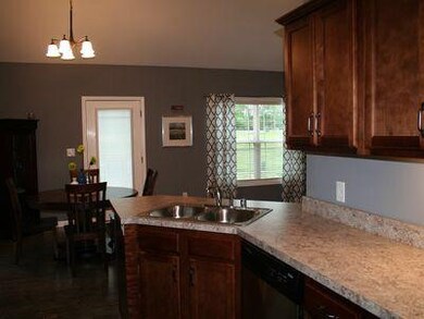 135 Bobby Jones Blvd, Frankfort, KY 40601 - photo 5