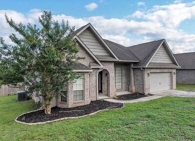 152 Crab Apple Ave, Crestview, FL 32536 - photo 2