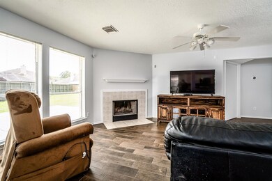 5408 Palo Duro Dr, Pearland, TX 77584 - photo 7