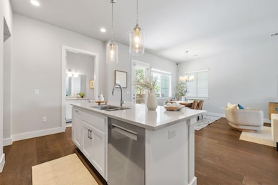 11112 Zimmerman Ln unit 24, Austin, TX 78726 - photo 3