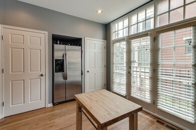 2664 N Southport Ave, Chicago, IL 60614 - photo 7