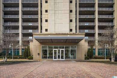 1300 27th Place S unit 16, Birmingham, AL 35205 - photo 5