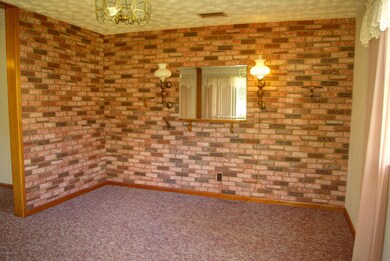 4574 Colonial Ave, Jacksonville, FL 32210 - photo 3