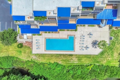 Central Park Condominiums unit 104, Sarasota, FL 34236 - photo 2