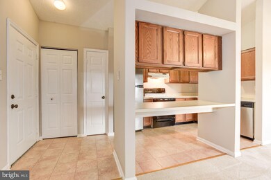 2149 Wainwright Ct unit 2D, Frederick, MD 21702 - photo 6