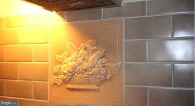 3780 Hollyberry Dr, Huntingtown, MD 20639 - photo 4