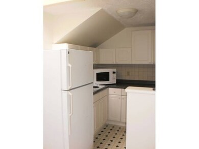 220 Lafayette Rd unit 2, North Hampton, NH 03862 - photo 2