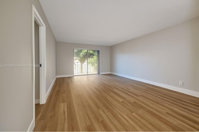 333 NW 17th Ct unit 203B, Fort Lauderdale, FL 33311 - photo 4