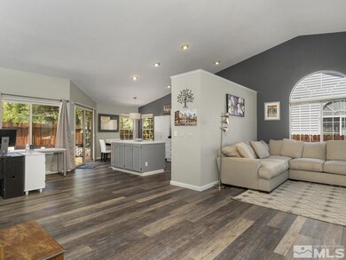 946 Bernice Ct, Sparks, NV 89436 - photo 5