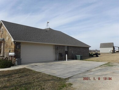 1490 Jay Bird Rd, Springtown, TX 76082 - photo 4
