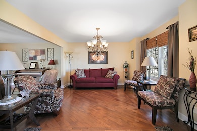 444 Highpoint Cir N, Bourbonnais, IL 60914 - photo 4