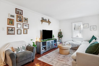 201 67th St, Darien, IL 60561 - photo 2