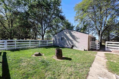 9125 Heffelfinger Rd, Churubusco, IN 46723 - photo 6