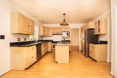 12 Tattan Farm Rd, Worcester, MA 01605 - photo 6