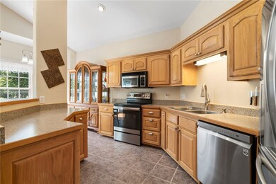 11 Worlaby Dr, Bella Vista, AR 72715 - photo 3