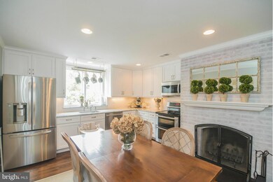 1204 W Abingdon Dr, Alexandria, VA 22314 - photo 3