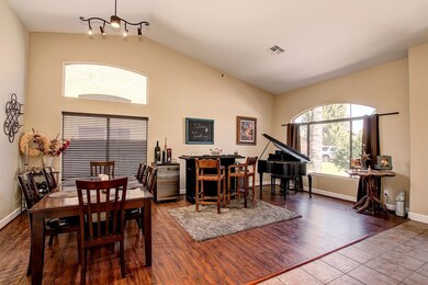 Living/Dining Room