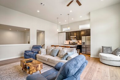 116 Knights Bridge Park Ln, Houston, TX 77018 - photo 6