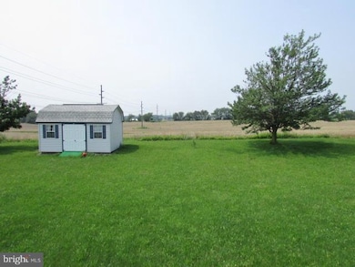 1358 Memory Ln, Chambersburg, PA 17201 - photo 2