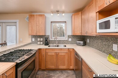 013-Kitchen (2 of 5)